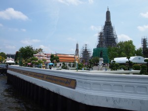 Wat Arun from water          